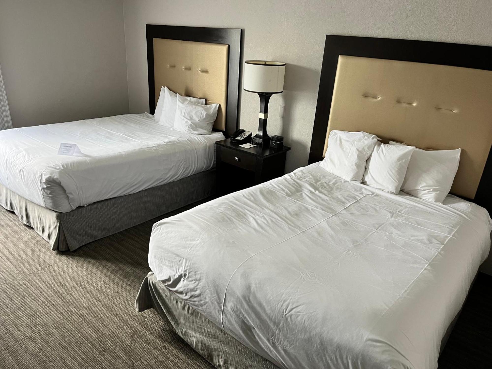 Branson Hillside Hotel Экстерьер фото