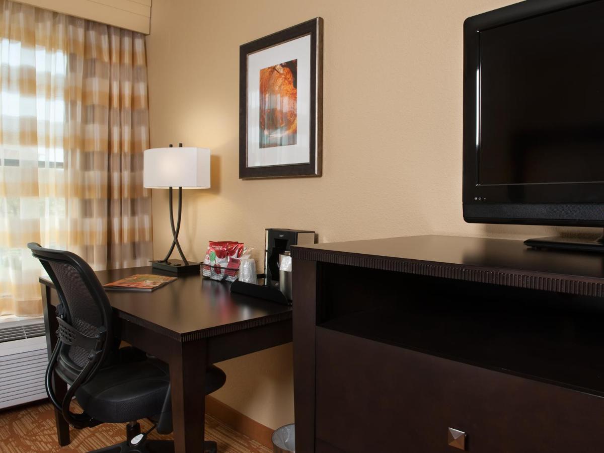 Branson Hillside Hotel Экстерьер фото