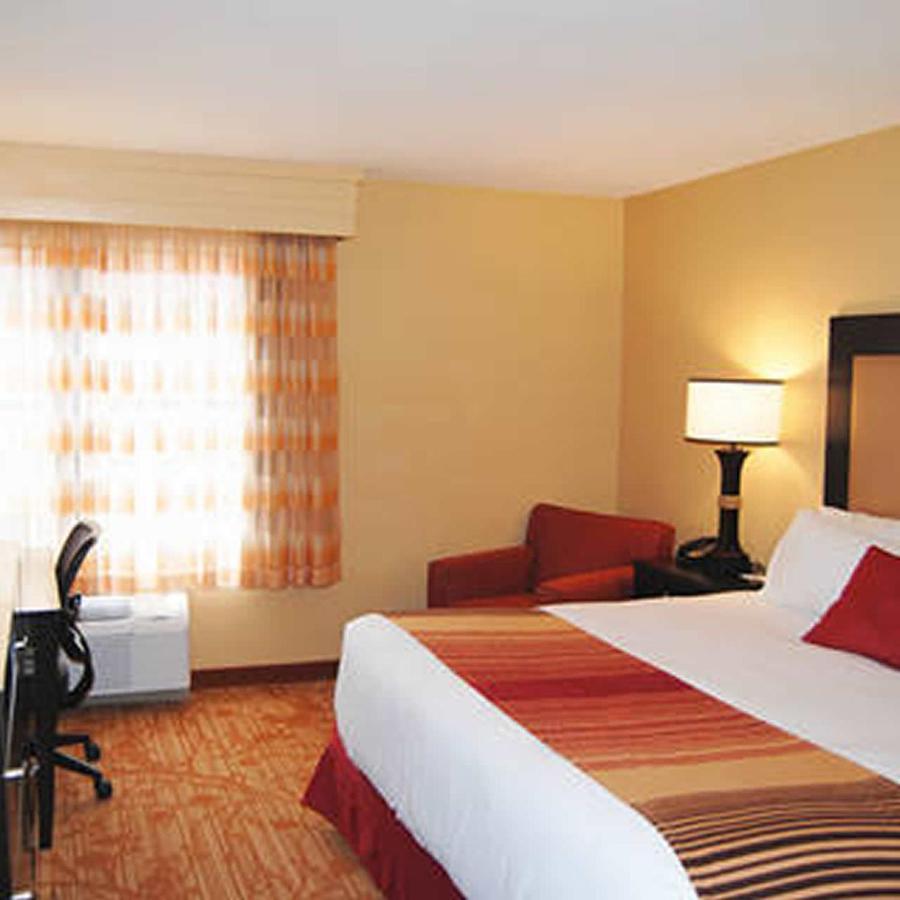 Branson Hillside Hotel Экстерьер фото
