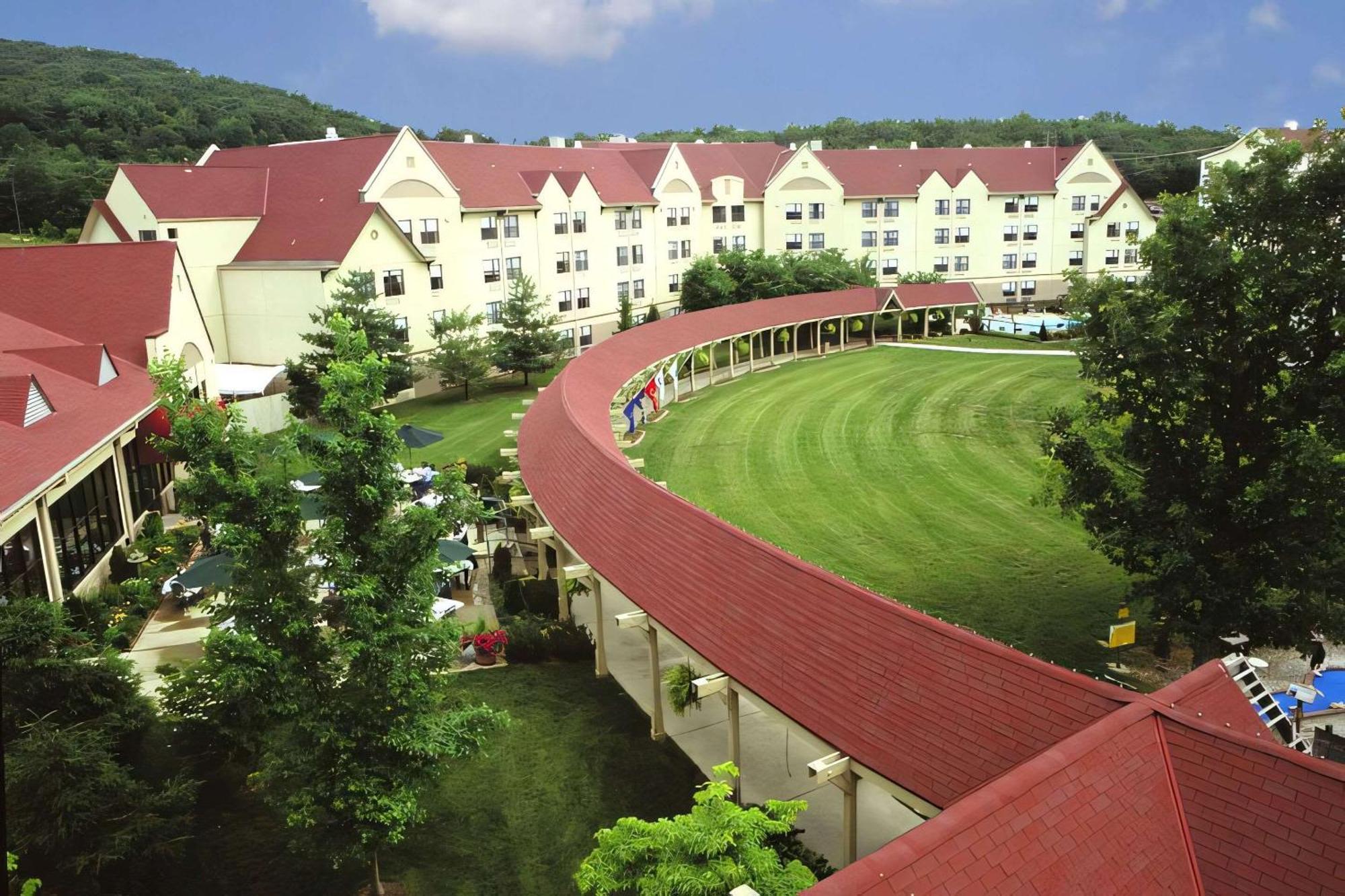 Branson Hillside Hotel Экстерьер фото